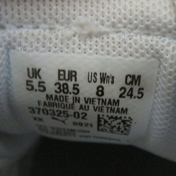 Like New Puma White Leather Carina Sneaker w/ Silver - 8 M - Picture 9 of 10